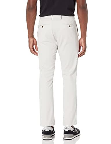 Amazon Essentials Men's Slim-Fit Wrinkle-Resistant Flat-Front Chino Pant, Light Grey, 29W x 30L - Image 3