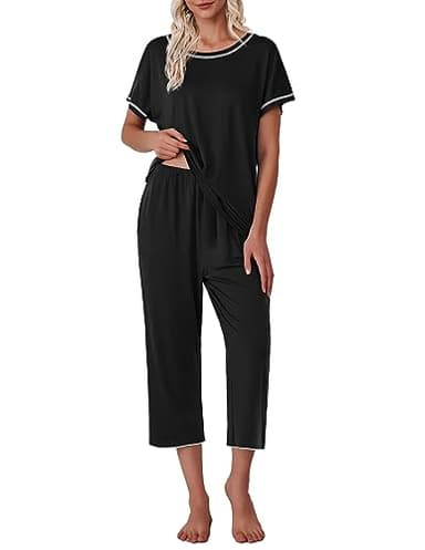 Ekouaer 2 Pack: Women's Pajamas Short Sleeve Sleepwear Tops and Capri Pants Pjs Print Pajama Sets Red Flowers Black M - Image 2