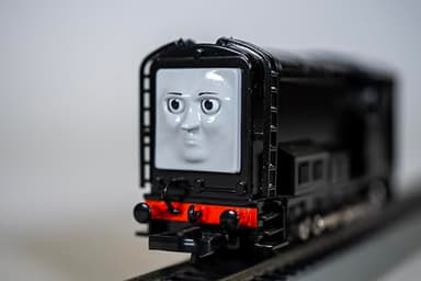 Bachmann Thomas & Friends Grumpy Diesel Engine, Prototypical Black - Image 5