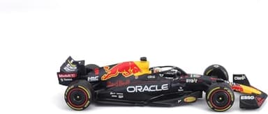 Maisto 1:43 Race Oracle Red Bull Racing RB18 (2022) w/Driver: Verstappen #1 - Image 3