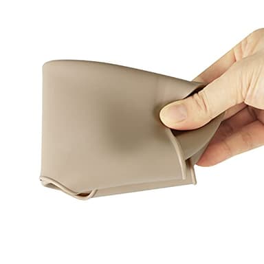 PandaEar Set of 3 Silicone Baby Bibs Waterproof, Soft, Unisex, 10-72 Months (Brown/Blue/Green) - Image 8