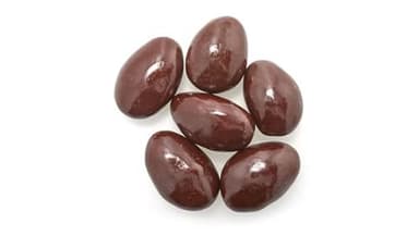 Yupik 60% Dark Chocolate Covered Almonds, 2.2 lb (35.2 oz), Kosher, Whole Nuts, Almonds Dipped in Chocolate, Crunchy & Smooth, Dark Chocolate Candy, Classic Sweet Snacks - Image 3