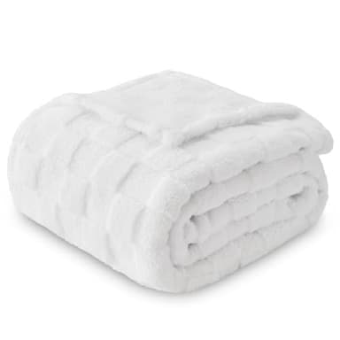 NEWCOSPLAY Super Soft King Blanket White Premium Silky Flannel Fleece 3D Checkered Lightweight Bed Blanket All Season Use (White Checkered, King(90"x110")) - Image 7