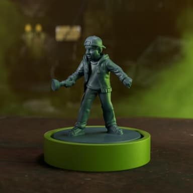 Avalon Hill Hasbro Gaming Betrayal at The House on The Hill 3rd Edition Cooperative Board Game,Ages 12 and Up,3-6 Players,50 Chilling Scenarios - Image 4