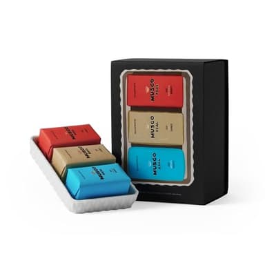 Claus Porto - Musgo Real 3 Mini Soaps + Soap Dish Gift Set | Rich, Smooth, Creamy Hand Soap | Handcrafted, Aromatic, Luxurious, House Warming Gift (50g each)