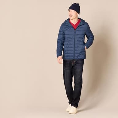 Amazon Essentials Men's Lightweight Water-Resistant Packable Hooded Puffer Jacket, Navy, Large - Image 5