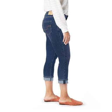 LEVI STRAUSS SIGNATURE Gold Women's Mid-Rise Slim Fit Capris Stretch Denim (Also Available in Plus Size), Over The Moon, 12 - Image 2