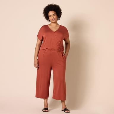 Amazon Essentials Women's Short-Sleeve Surplice Cropped Wide-Leg Jumpsuit with Elastic Waist, Clay, X-Large - Image 6