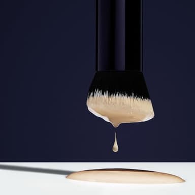 Lune+Aster Foundation Brush - High-performance foundation brush to apply liquid, stick or powder foundations. Angled, vegan bristles. - Image 5