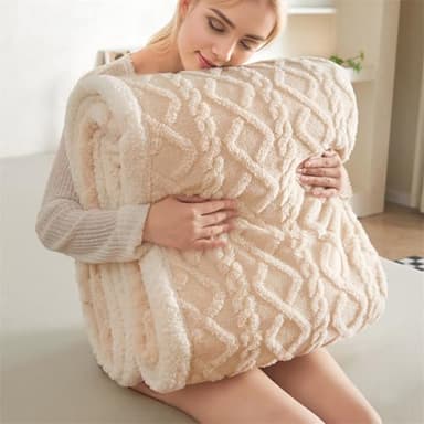 PU MEI Sherpa Throw Blanket for Couch Sofa 90”*80”- Fleece Tufted Fuzzy Soft Cozy Blanket for Bed, Thick Warm Blanket for All Seasons, (Off White, 80"*90") - Image 1