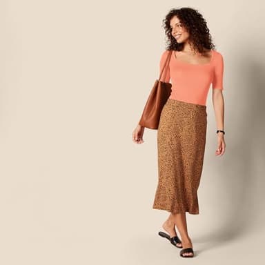 Amazon Essentials Women's Slim-Fit Half Sleeve Square Neck T-Shirt, Rust Orange, Small - Image 5