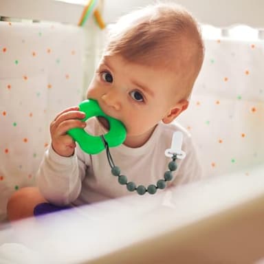 6-Pack Silicone Pacifier Clips for Babies, Safe Teething Beads, Rust-Free Holders, Baby Boy and Girl Essentials, Newborn Must-Have Accessories, BPA-Free - Image 6