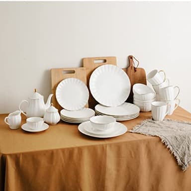 BTaT- White Dessert Plates, Set of 6, 8 inch, White Porcelain with Gold Trim, Small Plate, Small Appetizer Plates, Christmas Gifts - Image 9