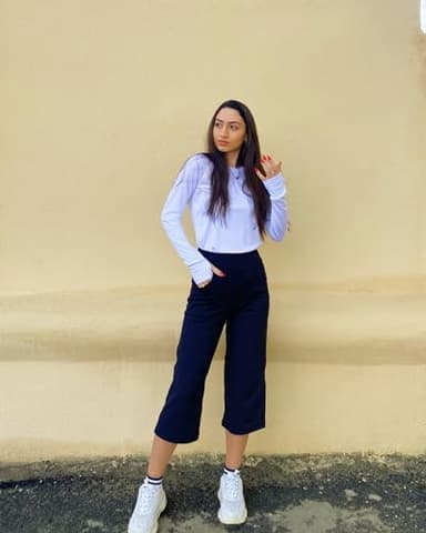 Promover Capri Pants for Women Yoga Pants with Pockets Wide Leg Cropped Pants for Casual Summer High Waisted Flare Legggings(Black,M,23") - Image 2