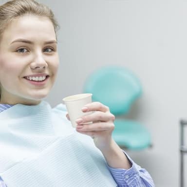 SIUQ 300 Pack 5 oz Paper Cups, White Disposable Paper Cups, Small Bathroom Mouthwash Cups, Hot/Cold Drinking Cup for Bathroom, Home, Party, Office, Picnic, Travel - Image 4