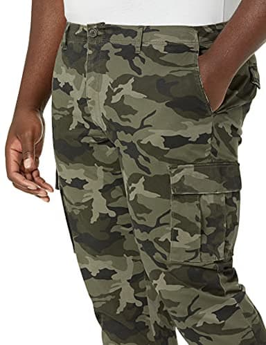 Amazon Essentials Men's Straight-Fit Stretch Cargo Pant (Available in Big & Tall), Green Camo, 38W x 32L - Image 4