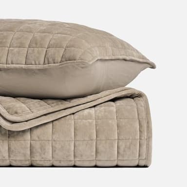 RECYCO Luxury Velvet Quilt Set King Size Bedding Sets, Ultra Soft Velvet Comforter Set, Lightweight Channel Box Stitch Oversized Bedspread Coverlet for All Season, with 2 Shams, Urban Taupe - Image 5