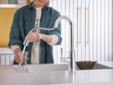 Moen Riley Chrome Motionsense Wave Sensor Touchless One Handle Pulldown Kitchen Faucet Featuring Power Clean, 7402EW - Image 10