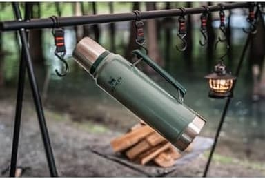 Stanley Classic Legendary Vacuum Bottle - Image 5