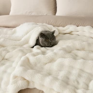PU MEI Fleece Blanket - Throw Blanket for Bed 80"*90" White, Luxury Bubble Fluffy Blanket Plush Queen Blanket, Throw Blanket for Couch, Cozy Soft Warm Fuzzy Blanket Large Blanket for All Season Use - Image 4