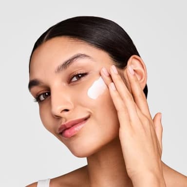 Estée Lauder DayWear Anti-Oxidant 72H-Hydration Sorbet Cream SPF 15 | Oil-Free Face Moisturizer, 1.7 Ounce - Image 2