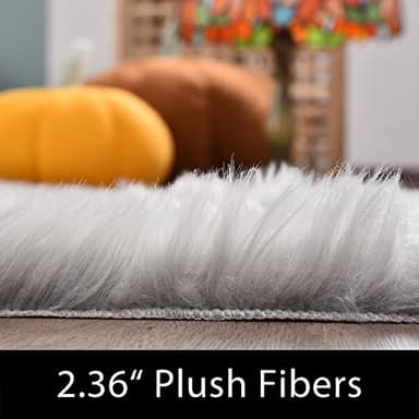 Latepis 3x5 Faux Sheepskin Rug, Faux Fur Rug for Living Room, Fluffy Washable Rugs for Bedroom, Teen Bedroom Decor, Grey Fluffy Rugs, Rectangle - Image 2