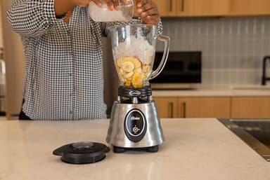 Oster Classic Series Heritage Blender with 6-Cup Glass Jar, 1000W Power, Stainless Steel Countertop Kitchen Blender - Image 5