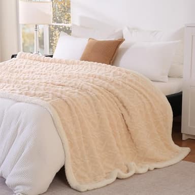 PU MEI Sherpa Throw Blanket for Couch Sofa 90”*80”- Fleece Tufted Fuzzy Soft Cozy Blanket for Bed, Thick Warm Blanket for All Seasons, (Off White, 80"*90") - Image 4