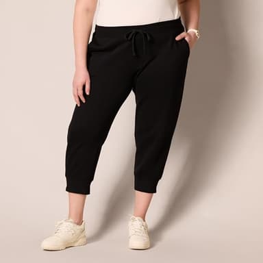 Amazon Essentials Women's Fleece Capri Jogger Sweatpant (Available in Plus Size), Black, Small - Image 6