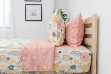 Beddy's Flower Blossoms Girls Durable Zipper Bedding for Kids, Bed in a Bag, Floral Sheets and Comforter, Easy to Make and Wash, Includes Pillowcase and Pillow Sham, Super Soft All Season - Image 2