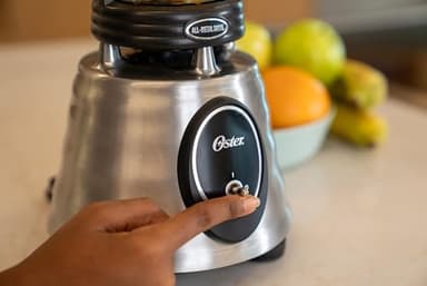 Oster Classic Series Heritage Blender with 6-Cup Glass Jar, 1000W Power, Stainless Steel Countertop Kitchen Blender - Image 3