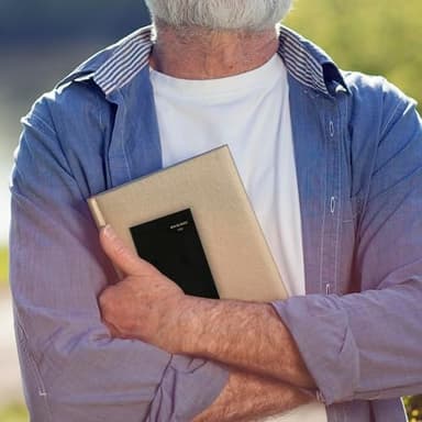 AT-A-GLANCE 2025 Fine Diary, Weekly & Monthly Diary, 2-3/4" x 4-1/4", Pocket Size, Black (72010525) - Image 5