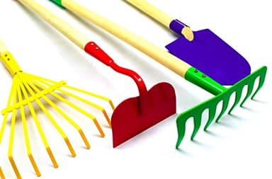 JustForKids Kids Garden Tool Set Toy, Rake, Spade, Hoe and Leaf Rake, reduced size , made of sturdy steel heads and real wood handle, 4-Piece, Multicolored, 5yr+ - Image 7