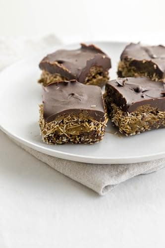 Yupik Organic Raw Pistachios, No Shells, 2.2 lb (35.2 oz), Gluten-Free, Non-GMO, Kosher, Vegan, Kernels, Unsalted, Crunchy Shelled Nuts, Source of Fiber & Protein, Healthy Snacks, For Baking, Cooking - Image 7