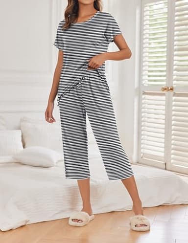Ekouaer 2 Pack Women's Pajamas Short Sleeve Sleepwear Tops and Capri Pants Pjs Black Stripe，Leopard XL - Image 3