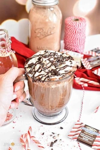 Torani Puremade Peppermint Bark Dessert & Drink Sauce, 64 fl oz - Image 5