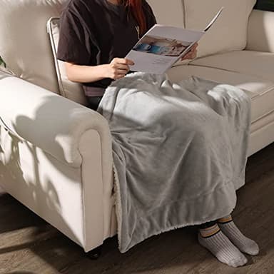 NANPIPER Baby Sherpa Blanket,Warm Toddler Throw Blanket,Soft Newborn Fleece Blanket for Winter (Light Grey,30x40 inches) - Image 8