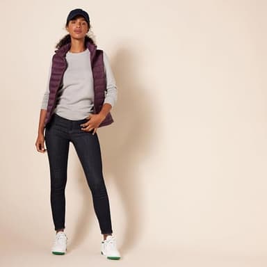 Amazon Essentials Women's Lightweight Water-Resistant Packable Puffer Vest, Burgundy, X-Large - Image 5