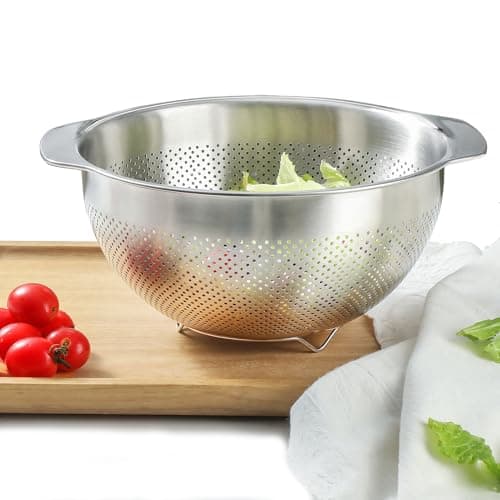 18/8 Stainless Steel Microwell Colander, 5QT Large Capacity with Handle Kitchen Food Strainer Basket for Washing Vegetables, Fruits, Rice, and Pasta (primary colour, 5QT) - Image 1