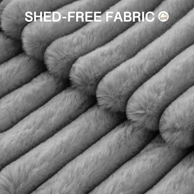 MEWOOFUN Donut Dog Beds for Small Dog, Calming Bed Round Cute Puppy Bed with Non-Slip Bottom, Fluffy Washable Pet Bed for Puppy and Kitten (Grey, S (25x25x7)) - Image 3