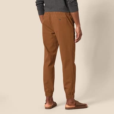 Amazon Essentials Men's Straight-Fit Chino Jogger Pant, Dark Khaki Brown, Medium - Image 3