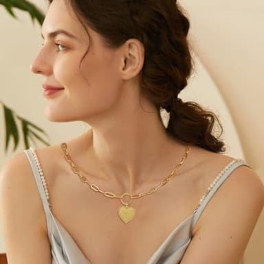 PopTopping Gold T Initial Necklace Heart Initial Pendant Necklaces Letter Choker Necklace For Women - Image 3