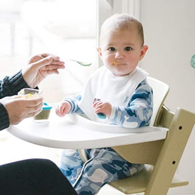 green sprouts Unisex Baby Stay-dry Infant Bibs, Rose - Image 4