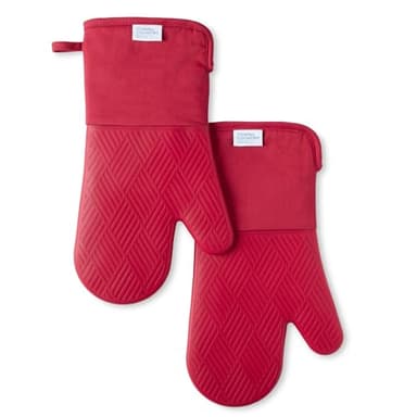 TOWN & COUNTRY BASICS Basketweave Soft Silicone Oven Mitt 2-Pack Set, Heat Resistant up to 500F, Flexible Silicone, Non-Slip Grip, Red, 7.5"x13" - Image 1
