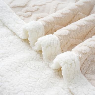PU MEI Sherpa Throw Blanket for Couch Sofa 90”*80”- Fleece Tufted Fuzzy Soft Cozy Blanket for Bed, Thick Warm Blanket for All Seasons, (Off White, 80"*90") - Image 7