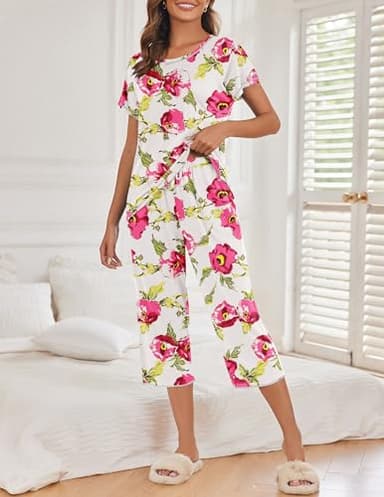 Ekouaer Women's Capri Pajama Sets Floral Print Short Sleeve Sleepwear Top and Capri Pants 2 Piece Loungewear with Pockets Pink Big Flowers L - Image 2