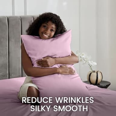 Revdomfly 4 Pcs Full Size Luxury Silky Soft Pink Satin Sheet Set,1 Premium Moisture Wicking Fitted Sheet Fits Up to 16 Inches Deep Pocket + 1 Flat Sheet + 2 Pillowcases(Pink, Full) - Image 3