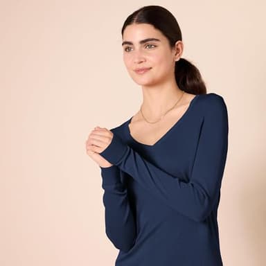 Amazon Essentials Women's Regular-Fit Lightweight Long-Sleeve V-Neck Sweater (Available in Plus Size), Navy, X-Large - Image 4