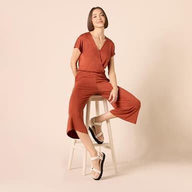 Amazon Essentials Women's Short-Sleeve Surplice Cropped Wide-Leg Jumpsuit with Elastic Waist, Clay, X-Large - Image 5