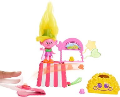 Mattel DreamWorks Trolls Fun Fair Surprise FairFest Small Doll & 10 Accessories, Carnival Food Popcorn Theme with Viva - Image 4